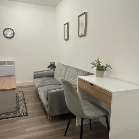 Flat In Luton Town Centre Apartamento Exterior foto