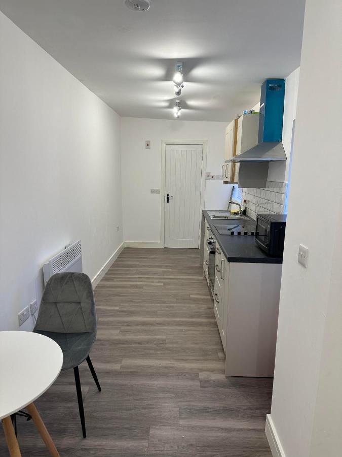 Flat In Luton Town Centre * Luton (Bedfordshire)